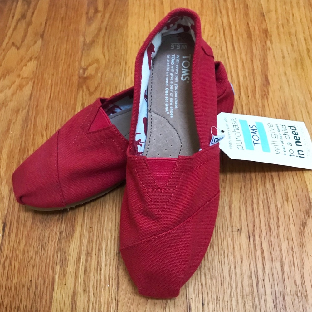 TOMS- Classic Red Canvas Slip-On Shoe